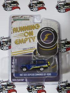 1967 JEEP JEEPSTER COMMANDO OFF-ROAD AUNNING ON EMPTY GOOD YEAR GREENLIGHT 1:64