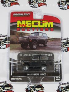 1968 ICON FORD BRONCO MECUM RUCTIONS GREENLIGTH 1:64
